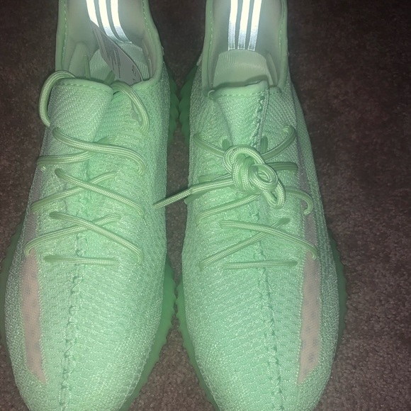 Yeezy Boost 350 V2 "GLOW" - Picture 3 of 7